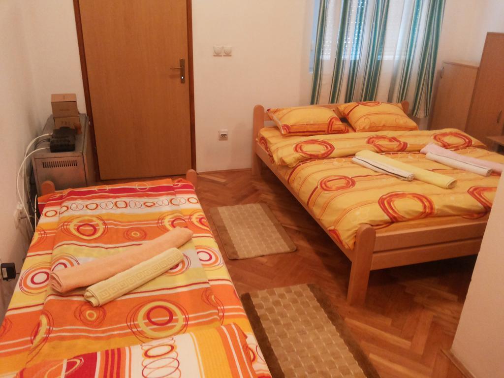 Guest House Mirijevski Konak Βελιγράδι Εξωτερικό φωτογραφία