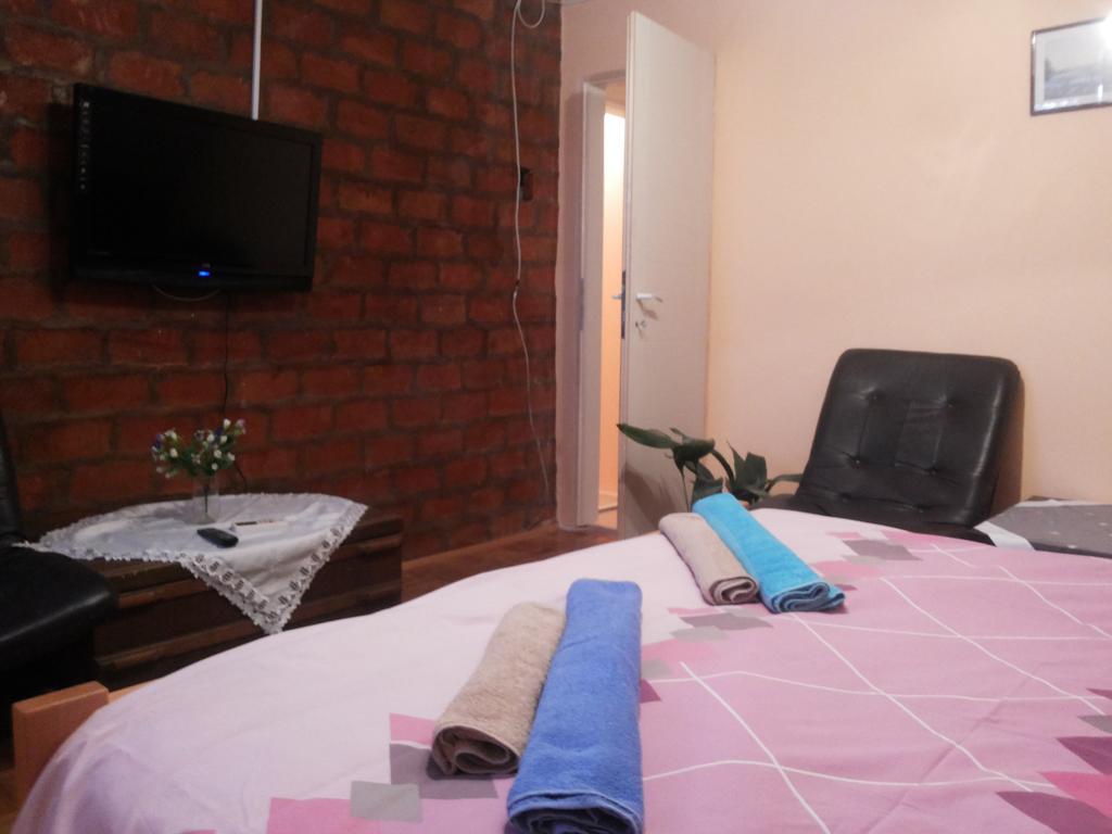 Guest House Mirijevski Konak Βελιγράδι Εξωτερικό φωτογραφία