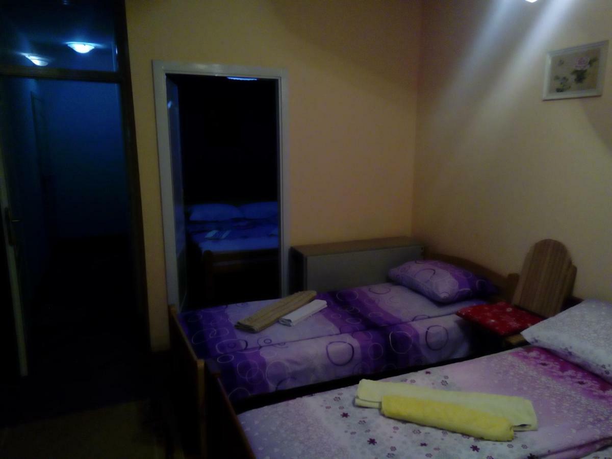 Guest House Mirijevski Konak Βελιγράδι Εξωτερικό φωτογραφία