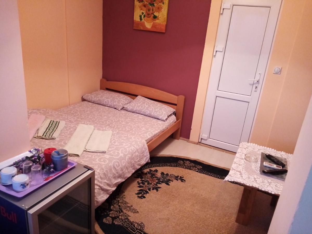 Guest House Mirijevski Konak Βελιγράδι Εξωτερικό φωτογραφία
