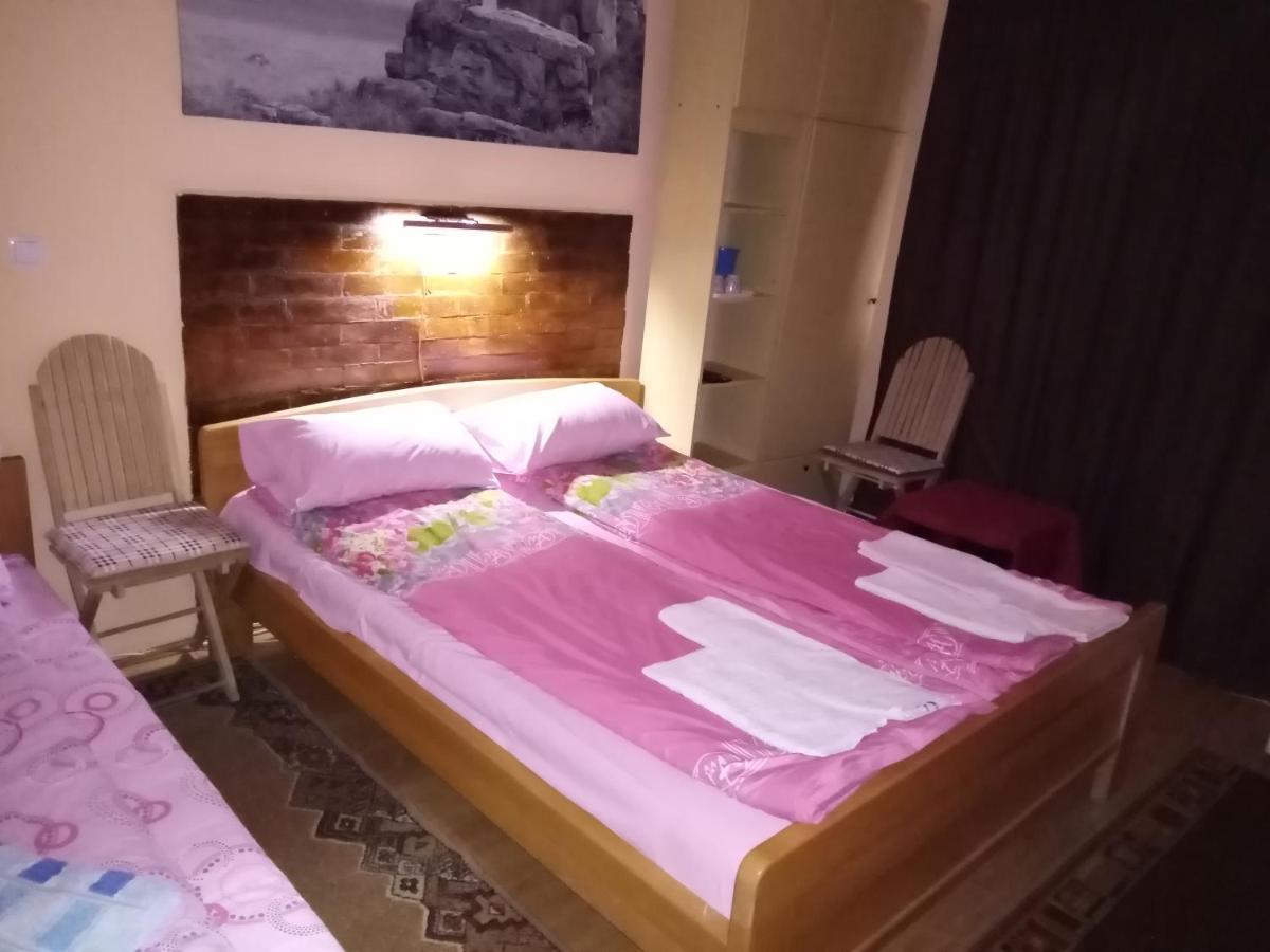 Guest House Mirijevski Konak Βελιγράδι Εξωτερικό φωτογραφία